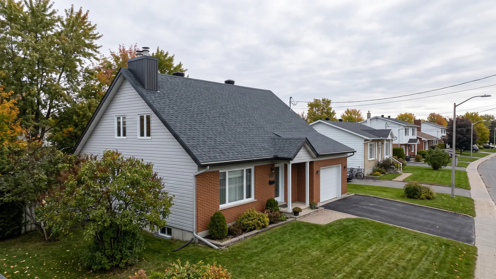 Maison et toiture résidentielle à Lévis